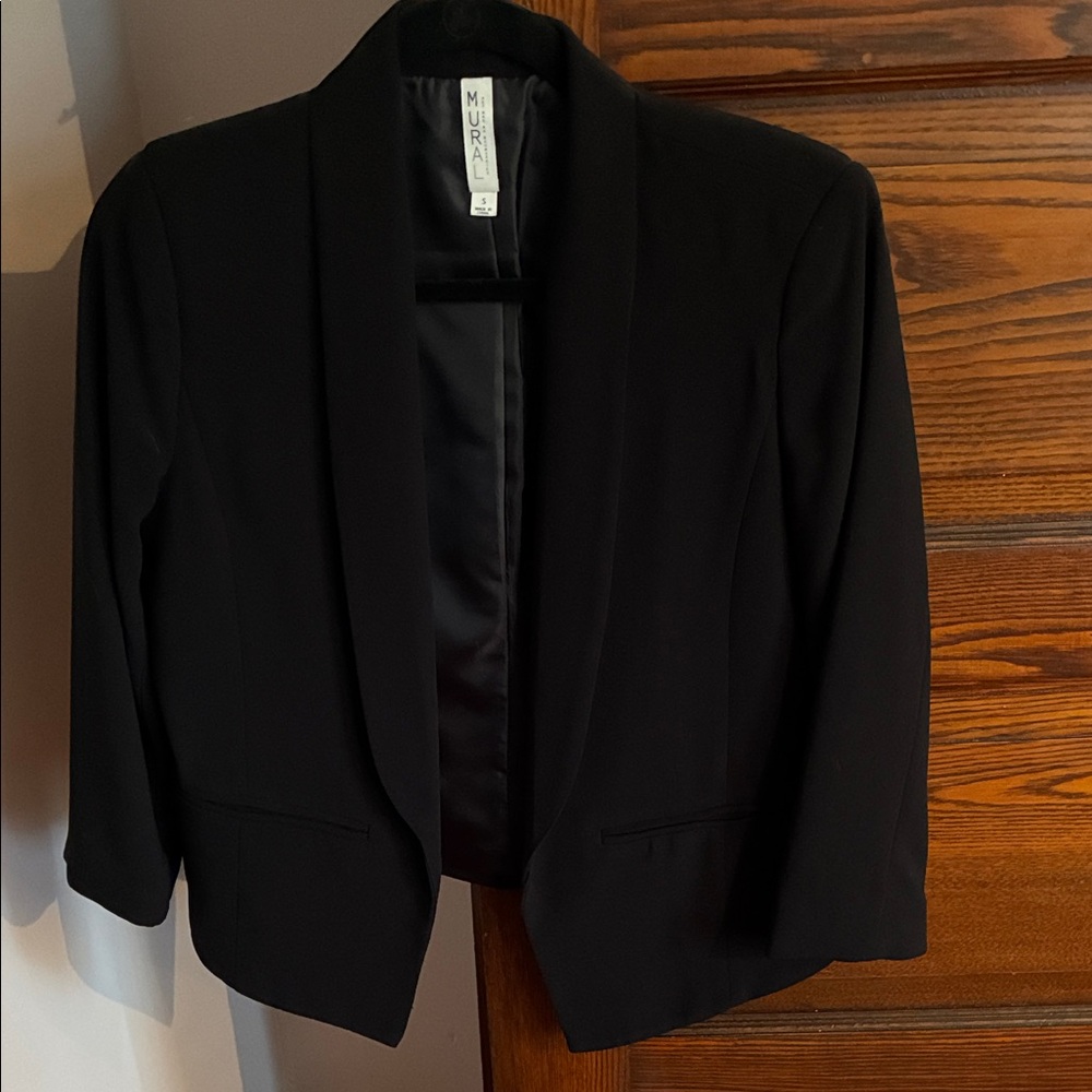 Mural Black Women's Open-Front Blazer
